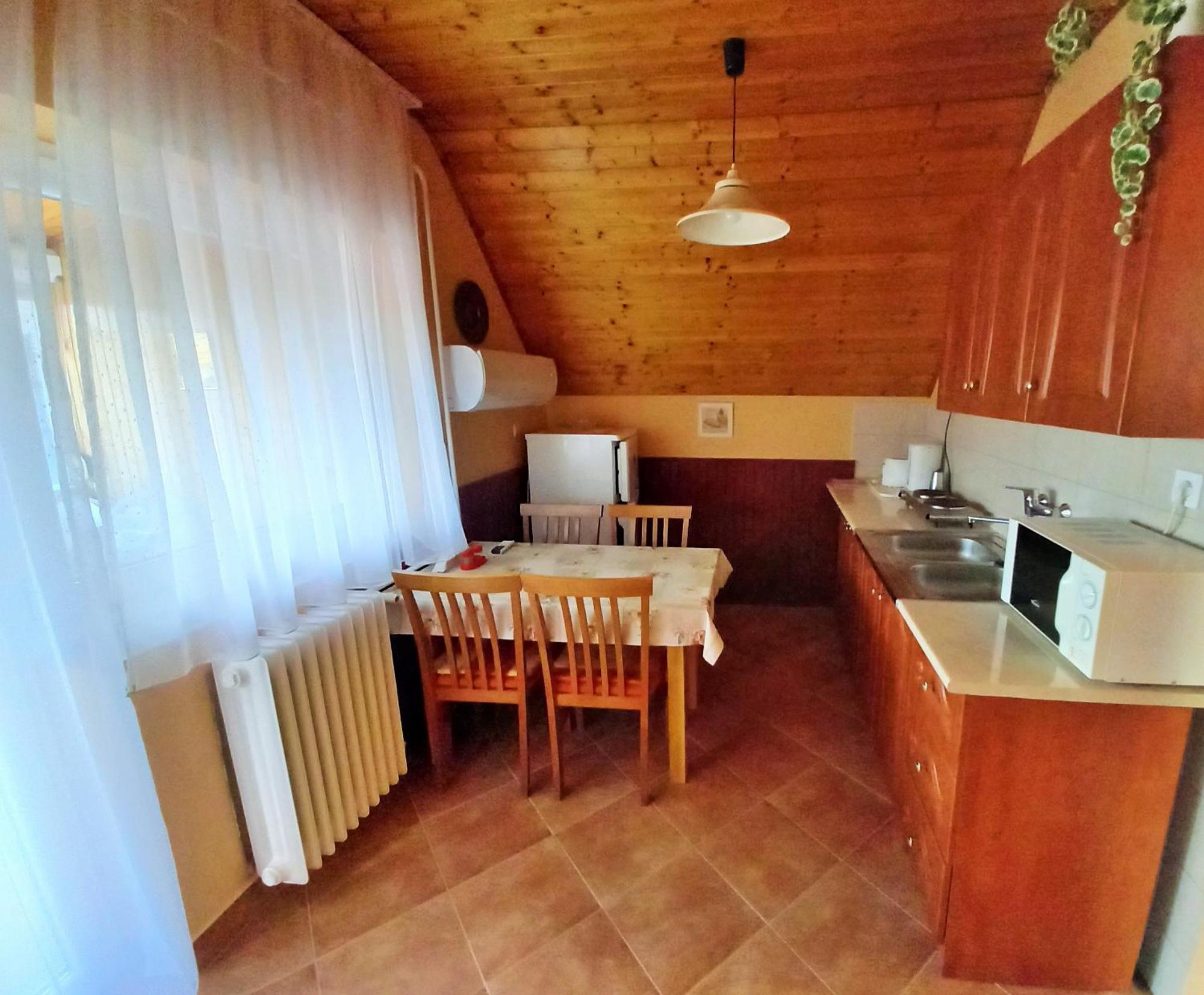 Alfa Apartman Harkány Eksteriør billede