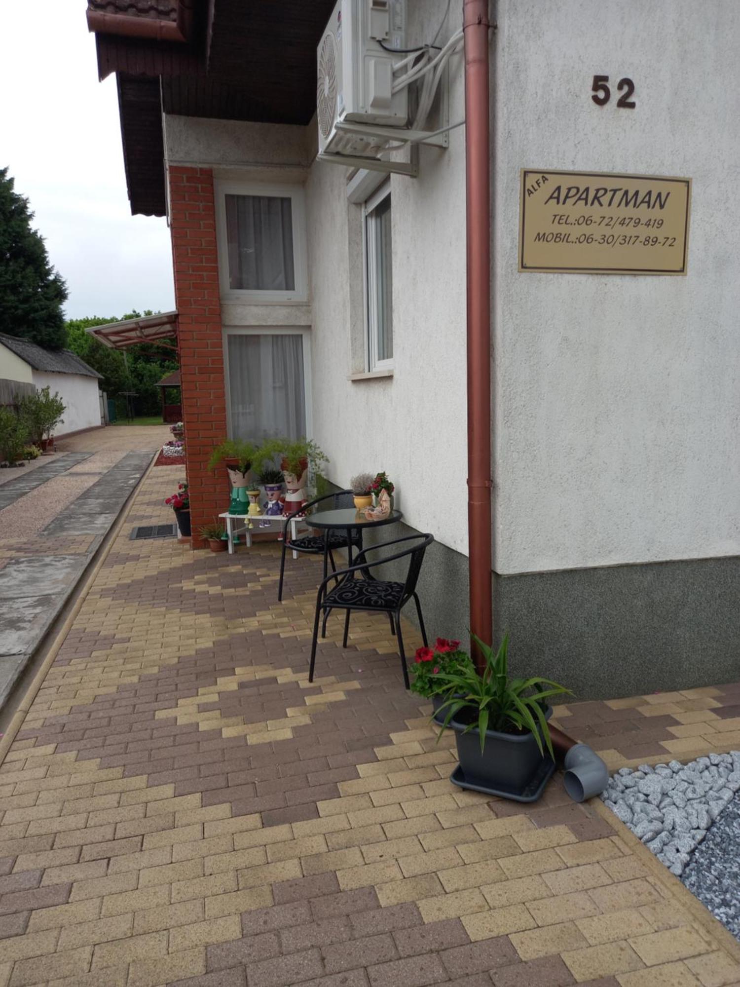 Alfa Apartman Harkány Eksteriør billede